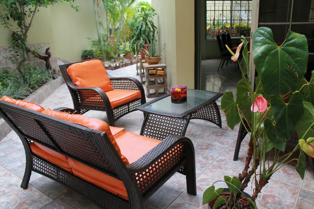 تيجوسيجالبا Hotel Casa Las Lomas المظهر الخارجي الصورة